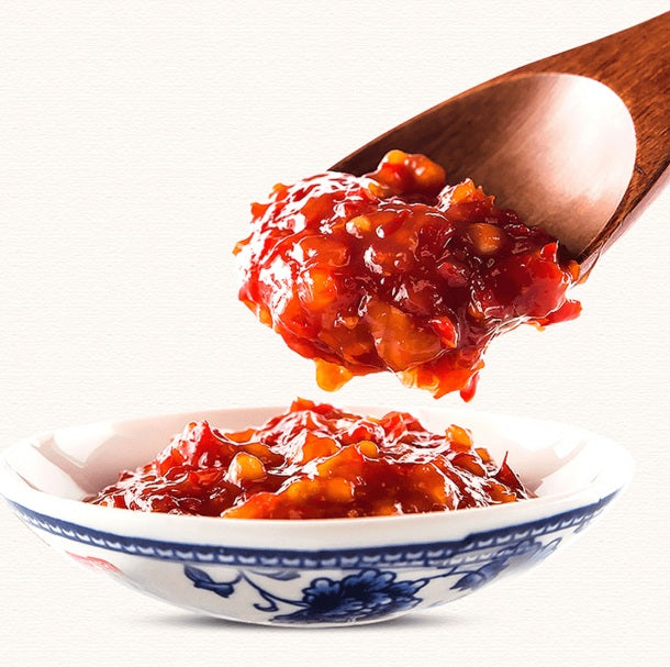 Molho de pimenta com alho (Chili Garlic Sauce) - Lee Kum Kee 226g