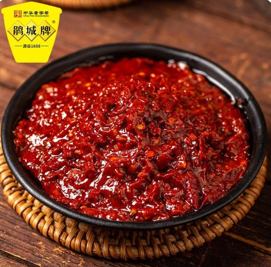 Pasta de fava apimentada com óleo vermelho (Pixian Doubanjiang) - Juan Cheng 360g