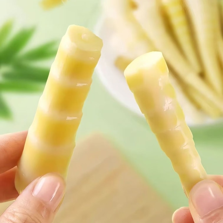 Brotos de bambu em conserva apimentada - Yo! Man 142g