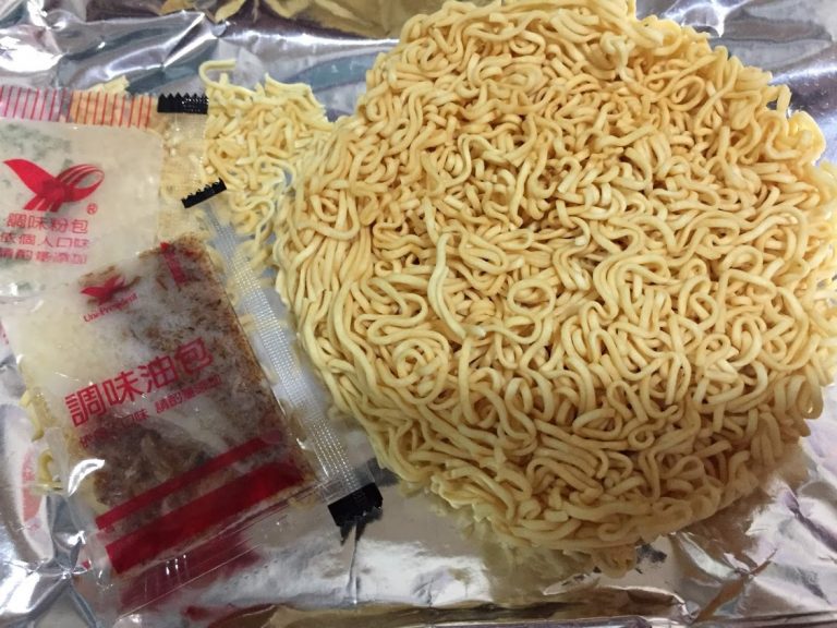 Macarrão instantâneo sabor carne suína - Uni President 85g