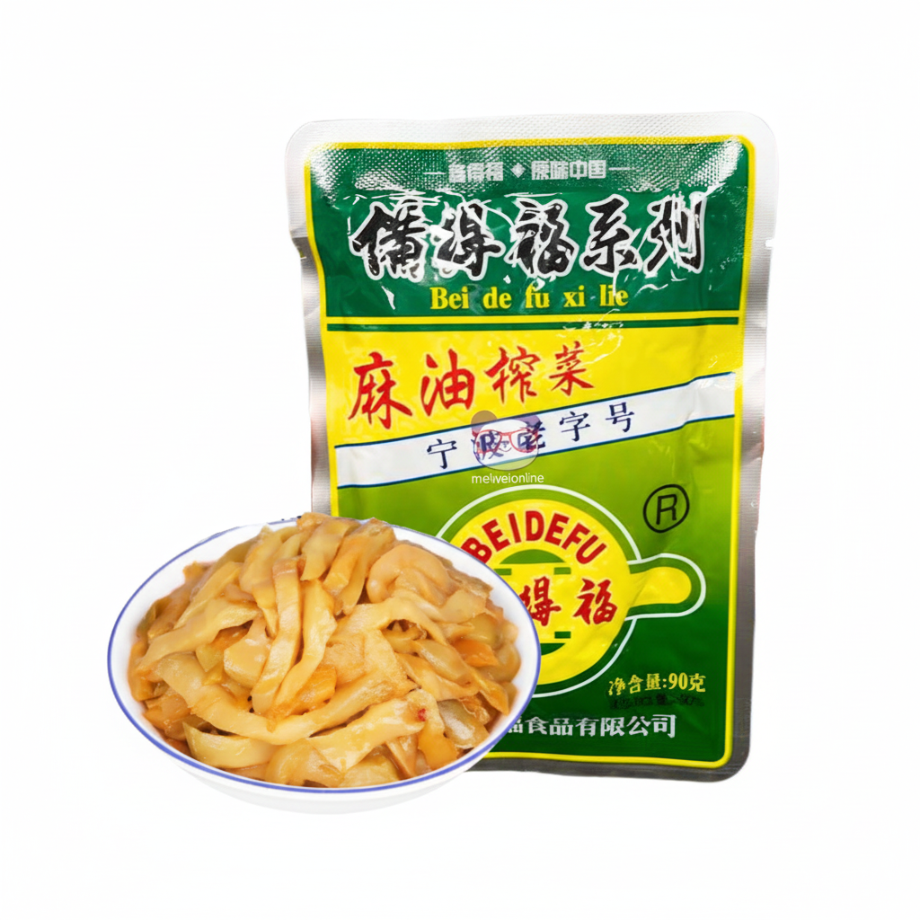 Mei Wei: Talo de Mostarda em Conserva com Óleo de Gergelim 80g - 麻油榨菜 - Embalagem em Fundo Branco
