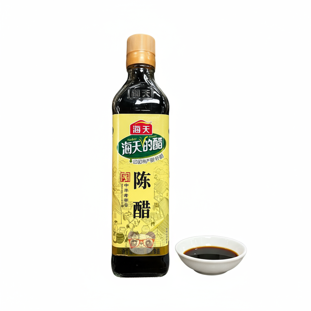 Mei Wei: Vinagre maduro Haday 450ml (海天陈醋) ao lado de tigela branca com o vinagre escuro - Aged Vinegar Chinkiang chinês textura líquida