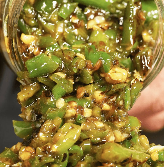 Molho de pimenta verde assada - ChuanWaZi 235g